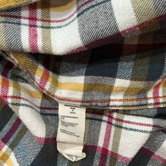 Woolrich men’s 100% cotton flannel button down shirt Size Large - Picture 4 of 4